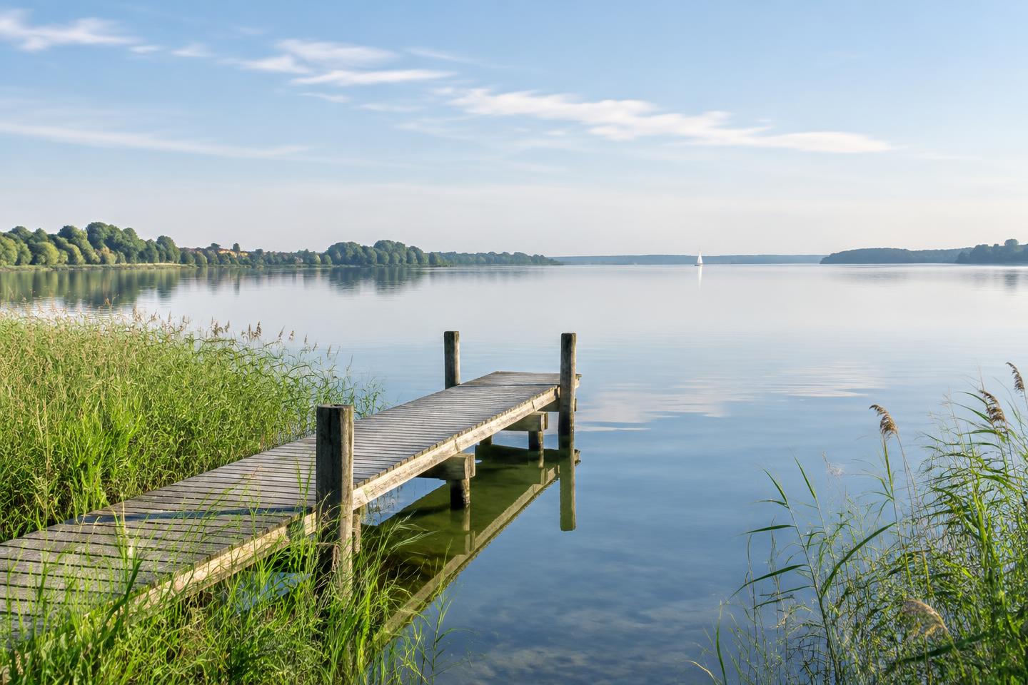 Ruhiger Steg am Zwischenahner Meer